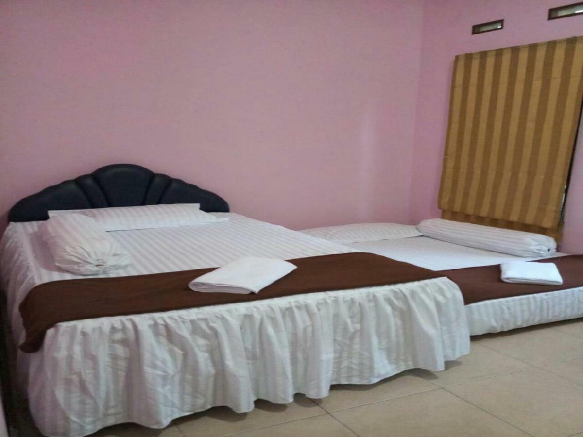 Seventeen Homestay Bandung Exterior foto